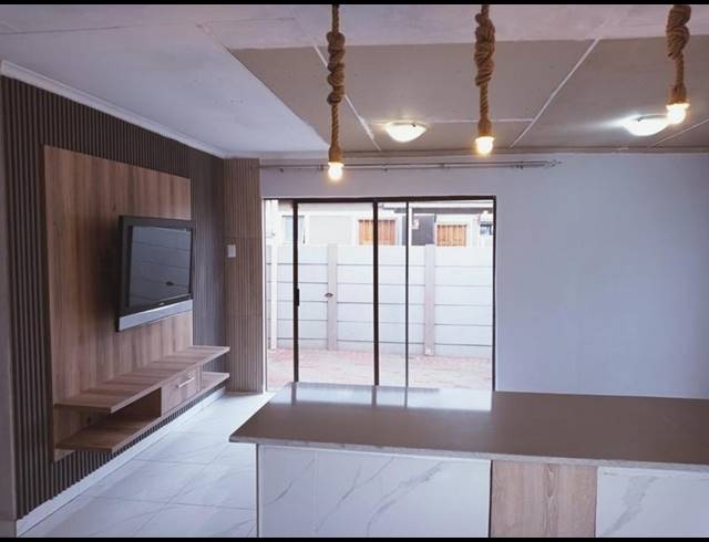 4 BEDROOM PROPERTY TO RENT IN ALBERTSDAL